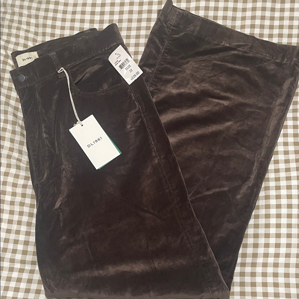 DL1961 Women's Flare Jeans in Deep Brown